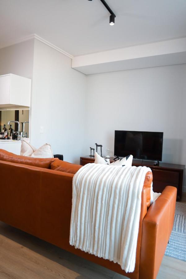 Apartamento Luxury At Ellipse Waterfall, Near Mall Of Africa Midrand