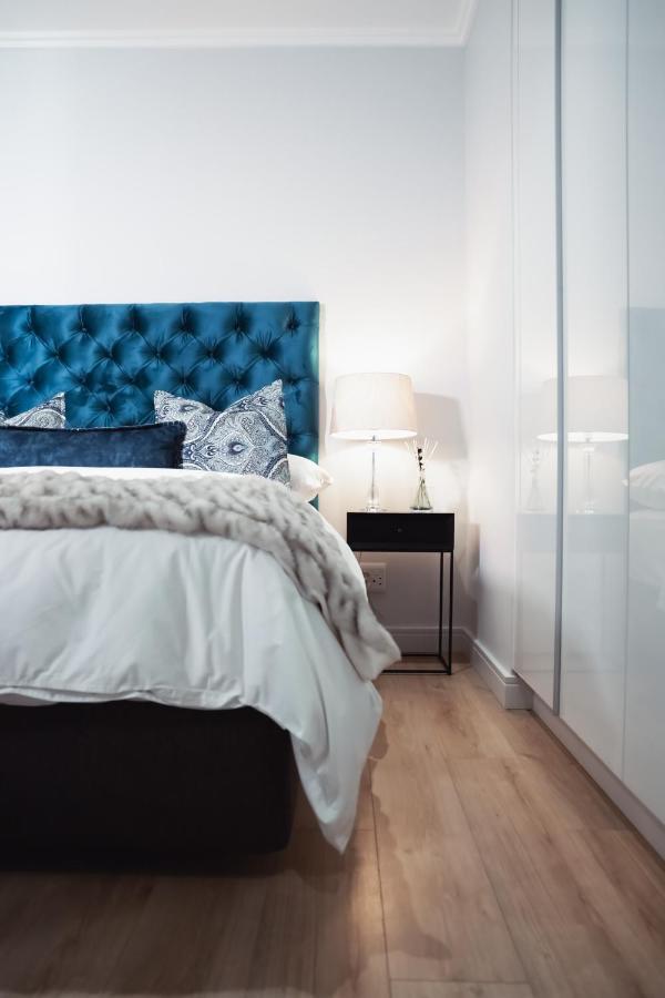 Luxury At Ellipse Waterfall, Near Mall Of Africa
