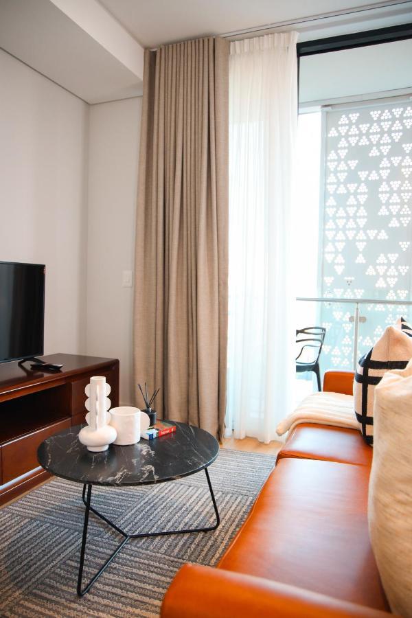 Luxury At Ellipse Waterfall, Near Mall Of Africa